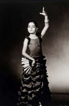 شريهان وصورة نادرة أخرى من الطفولة