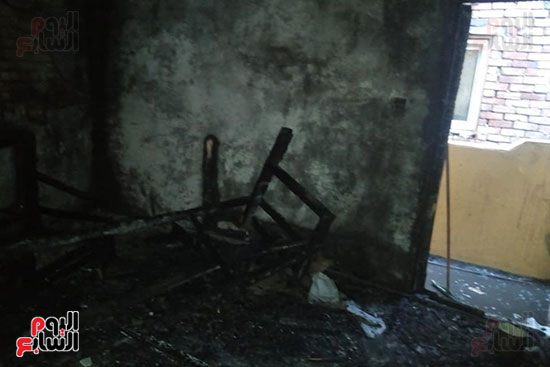 مصرع طفلتين وإصابة والدتهما وشقيقهما فى حريق بمنزلهم بالشرقية (4)