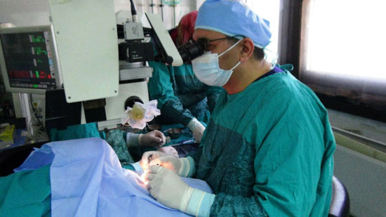 إجراء-10-عمليات-جراحية-لـزراعة-القرنية-بمستشفيات-جامعة-المنيا-(1)