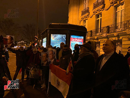 الجاليه المصرية فى فرنسا تحيي الرئيس