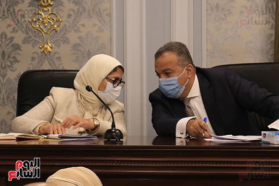 اجتماع لجنة الشؤون الصحية بمجلس النواب (7)