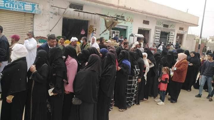 مشايخ القبائل وسيداتها يشاركون بقوة فى انتخابات الإعادة بشمال سيناء (4)
