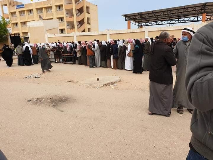 مشايخ القبائل وسيداتها يشاركون بقوة فى انتخابات الإعادة بشمال سيناء (5)