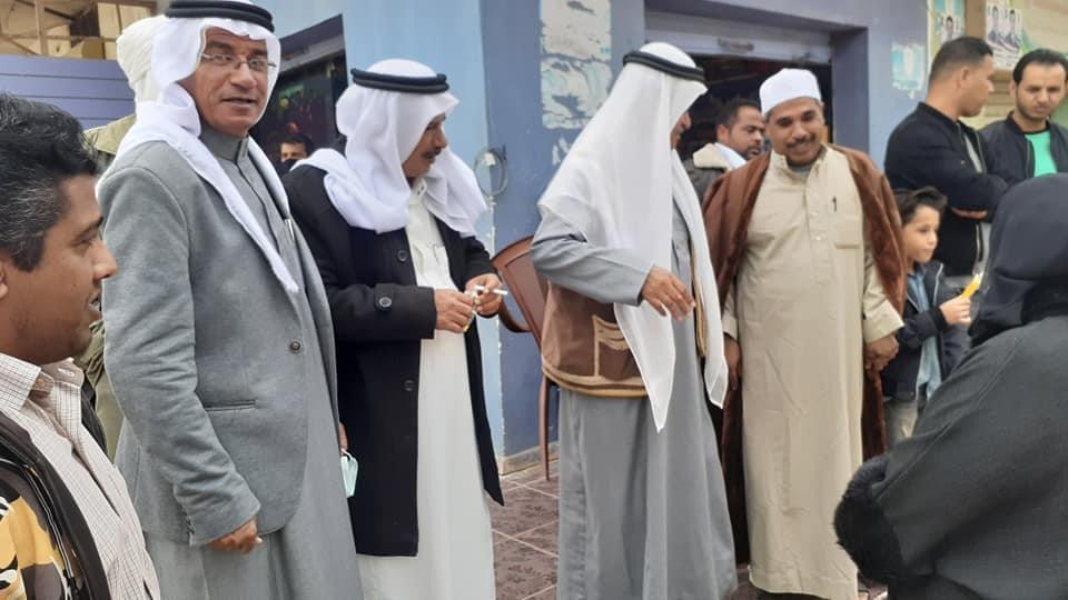مشايخ القبائل وسيداتها يشاركون بقوة فى انتخابات الإعادة بشمال سيناء (9)