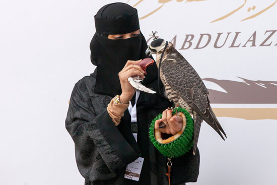 أول امرأة سعودية تتأهل للمشاركة  (2)