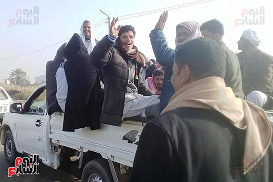 انطلاق ثانى أيام جولة إعادة انتخابات النواب بشمال سيناء بمسيرات للصناديق (5)