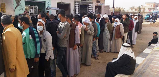 الإقبال على لجان الانتخابات بشمال سيناء (5)