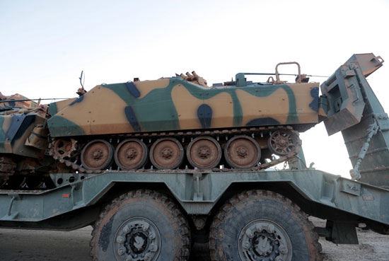 دبابة تركية تصل إدلب