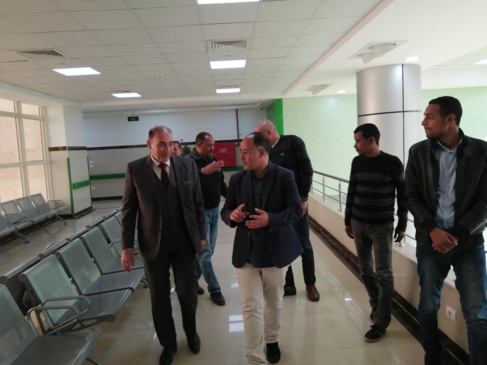 رئيس مدينة الطود في جولة لمتابعة تجهيز مستشفى العديسات التخصصي (5)