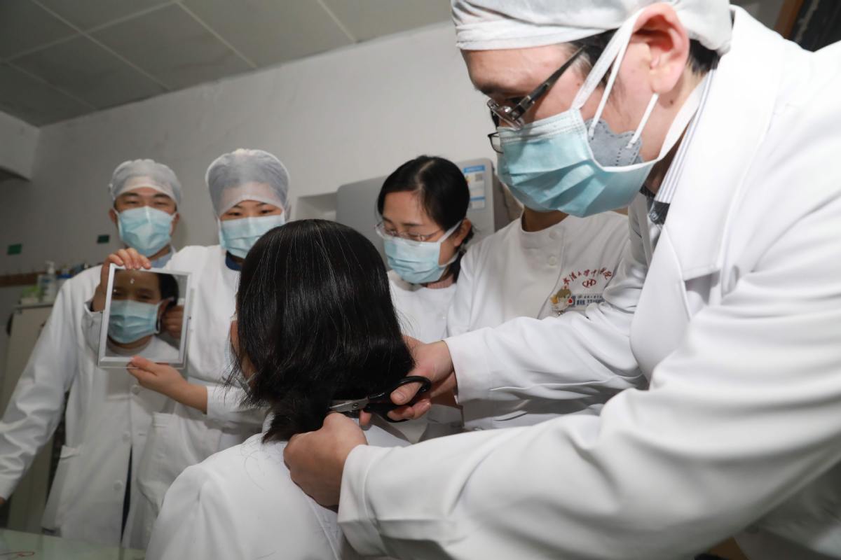 الممرضات الصينيات (1)