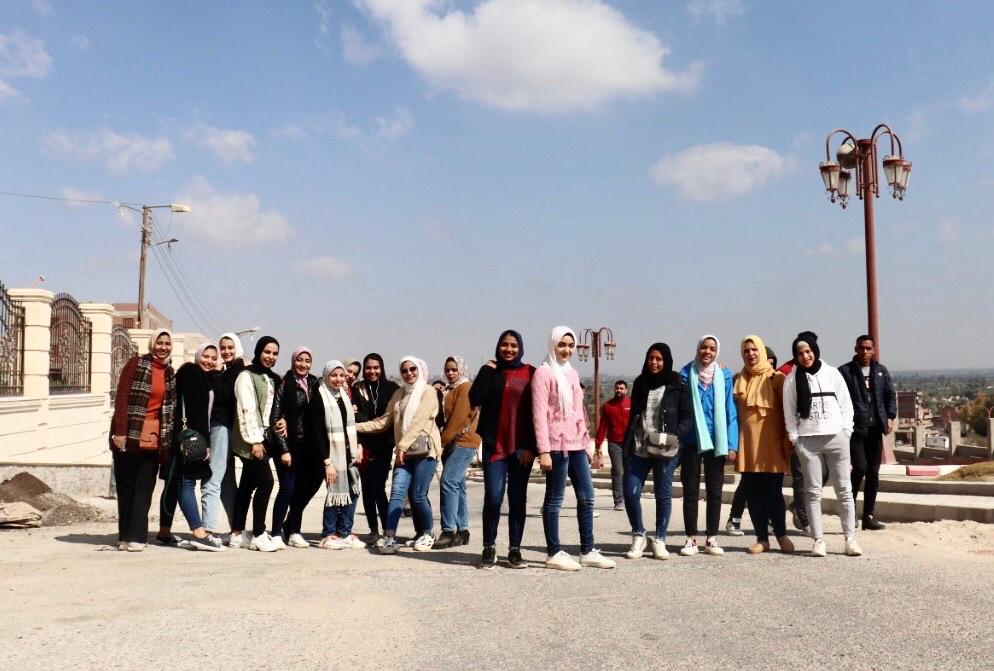 جامعة أسيوط تنظم زيارة سياحية للوفود الطلابية المشاركة  (15)