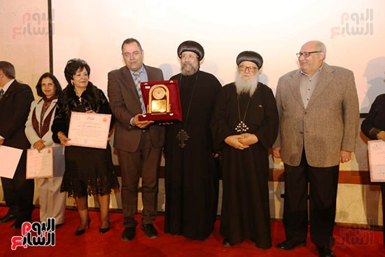 حفل تسليم جائزة المركز الثقافى القبطى الأرثوذكسى للإبداع العلمى (26)
