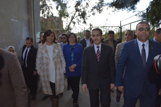السفيرة نبيلة مكرم وزيرة الدولة للهجرة (2)