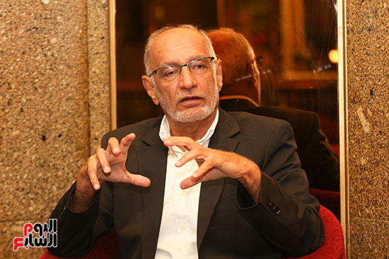 الكاتب الإماراتى عبد الخالق عبد الله (6)