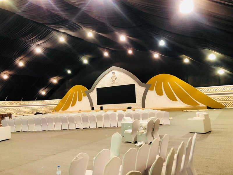 قاعة مهرجان الصقور فى السعودية