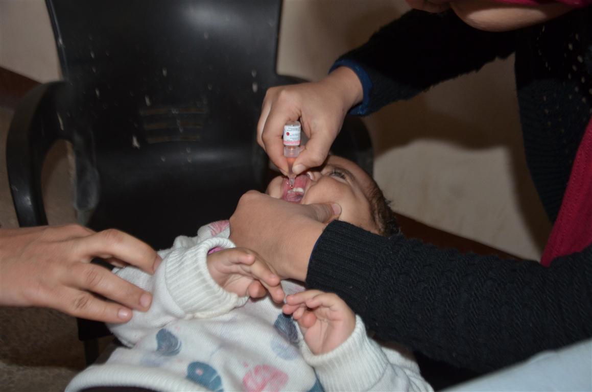 تطعيم أطفال الأقصر ضمن الحملة القومية ضد شلل الأطفال  (1)
