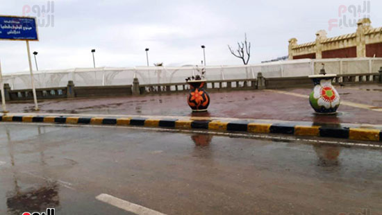أمطار خفيفة وانخفاض درجات الحرارة فى الإسكندرية (7)