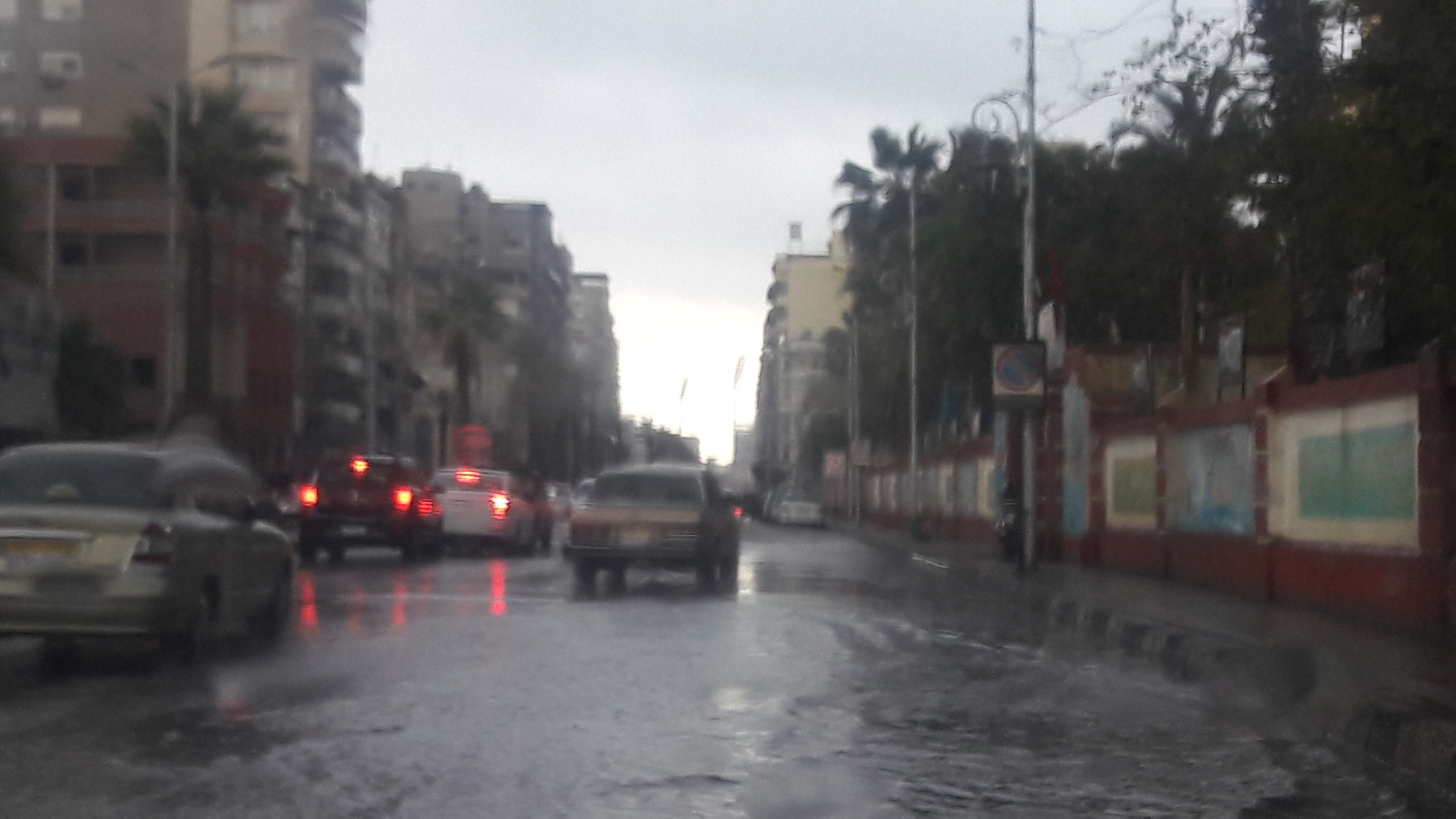 أمطار غزيرة تغرق مدينتى بورسعيد وبورفؤاد (2)