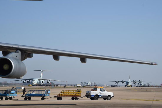 طائرات نقل تابعة للقوات الجوية لجيش التحرير الشعبى الصينى