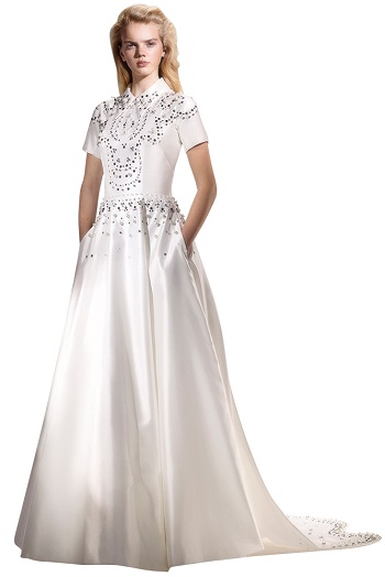 فستان زفاف ساتان مطرز
