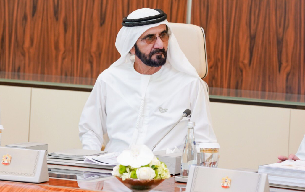 حاكم دبى يترأس جلسة مجلس الوزراء