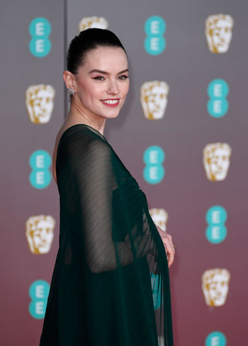 جميلات حفل الـ BAFTA (6)
