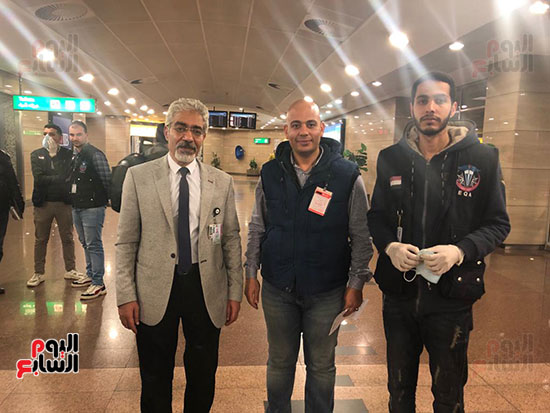 اليوم السابع بين رجال الحجر الصحى بمطار القاهرة (5)