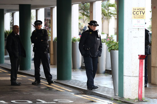 الشرطة البريطانية بمحيط مسجد لندن
