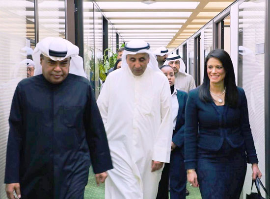 لقاء وزيرة التعاون الدولى ومدير عام الصندوق الكويتي للتنمية الاقتصادية العربية (4)