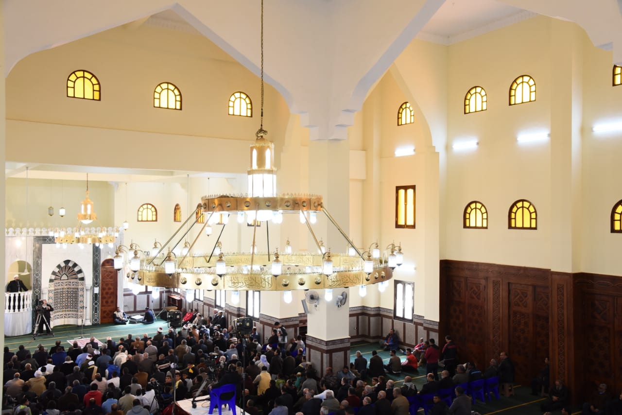 وزير الأوقاف ومحافظ بورسعيد يفتتحان مسجد العلي القدير بالقابوطي (6)