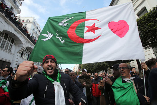 جانب من الاحتجاجات بالجزائر