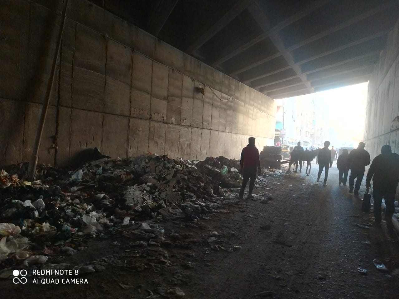 ن انتشار القمامة أسفل كوبرى بمساكن فيصل