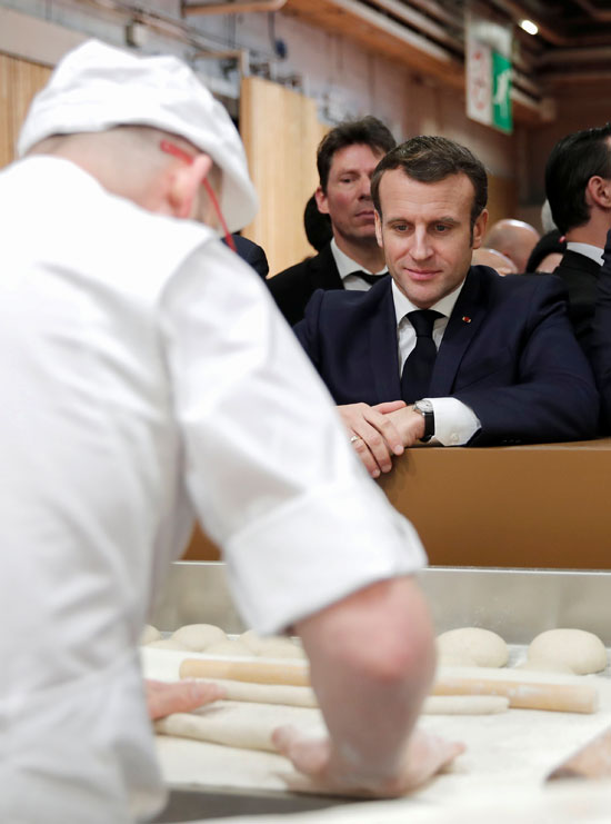 الرئيس الفرنسي ماكرون يزور معرض فرنسا الدولي للزراعة في باريس