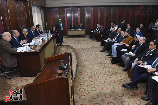 اجتماع لجنة الشئون الدستورية والتشريعية بمجلس النواب (9)