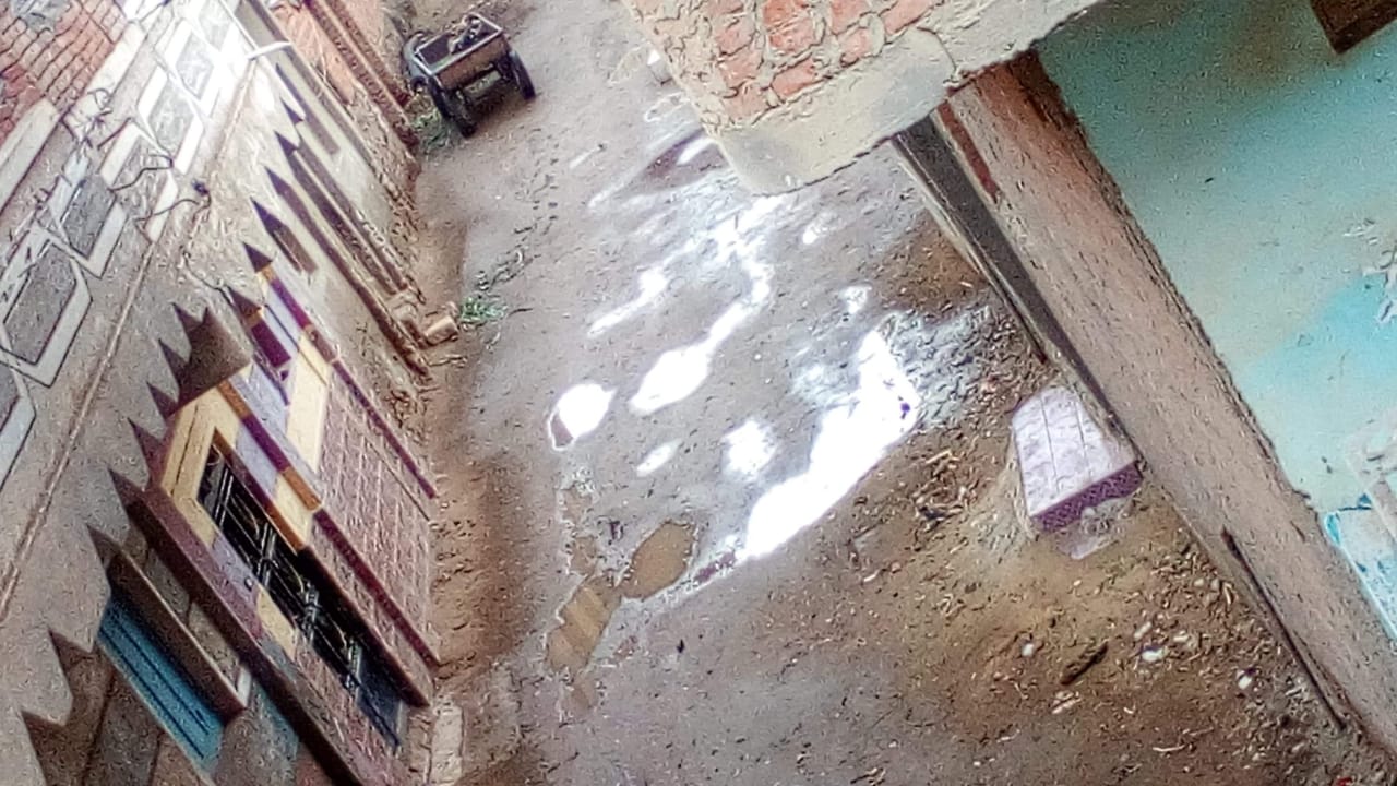 غرق شوارع القليوبية بمياه الأمطار (10)