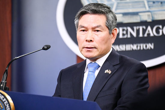 وزير الدفاع الوطنى لكوريا الجنوبية جيونج كيونج دو