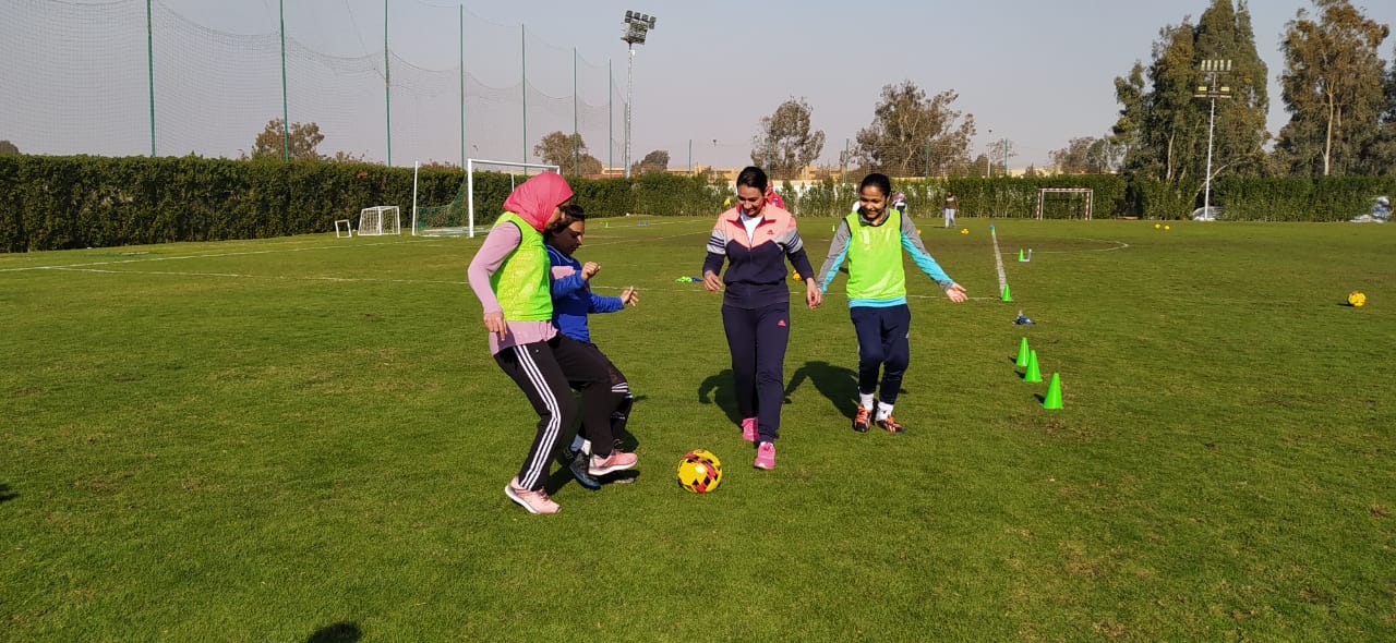 انطلاق دورة الاتحاد النرويجي لمدربات الكرة النسائية بمصر (2)