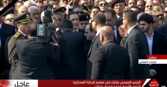 السيسى يعزي جمال مبارك السيسى يعزي جمال مبارك
