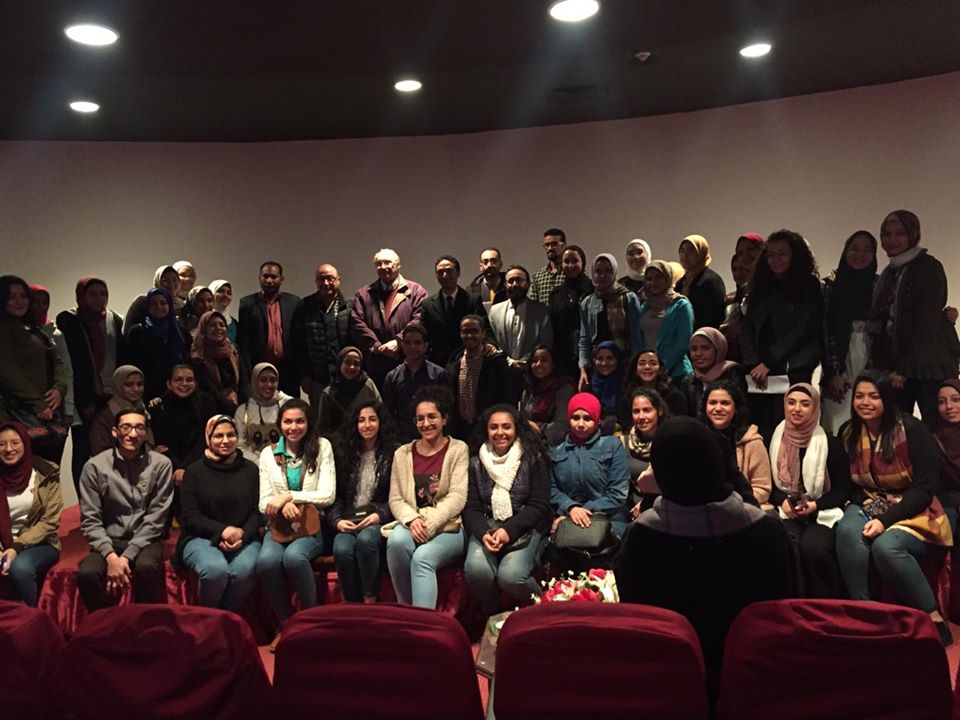 مهرجان للأفلام القصيرة بمكتبة مصر العامة بالكرنك (3)