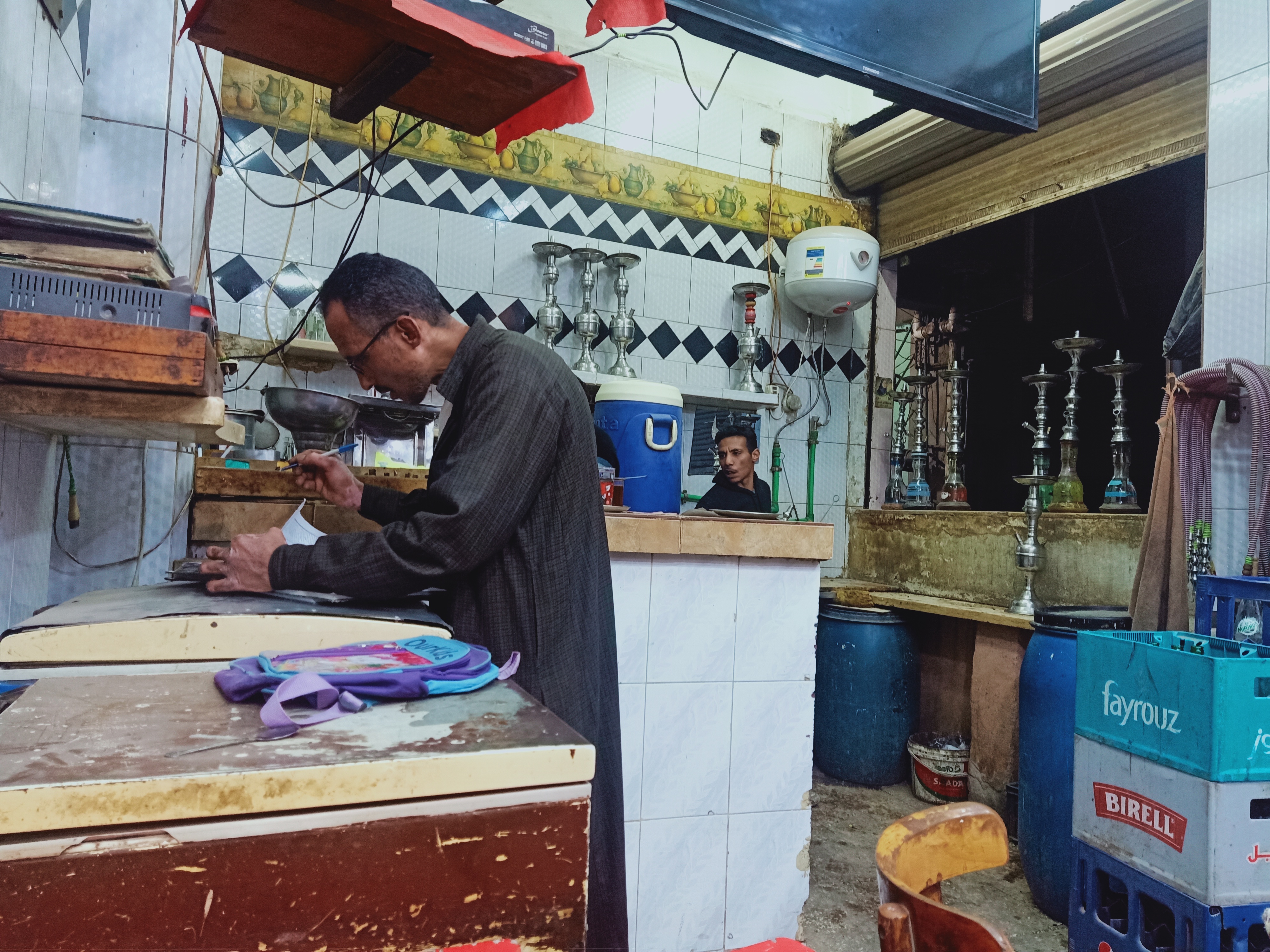 صاحب الكافتريا صاحب الكافتريا