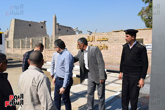 وزير السياحة والآثار يفتتح بوابات معبد الأقصر الجديدة (9)