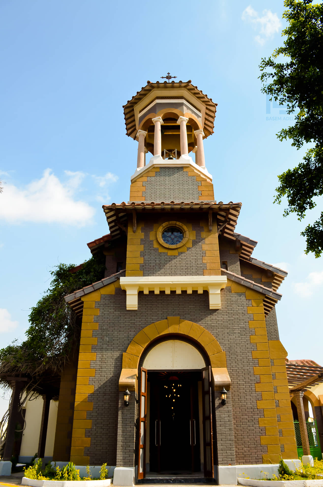 القديس فرانسوا دي سالالكاثوليكية أقدم كنيسة في الإسماعيلية (5)