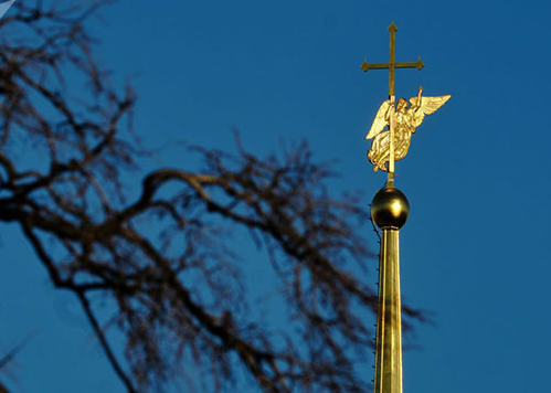 تمثال الملاك في كاتدرائية بطرس وبولس