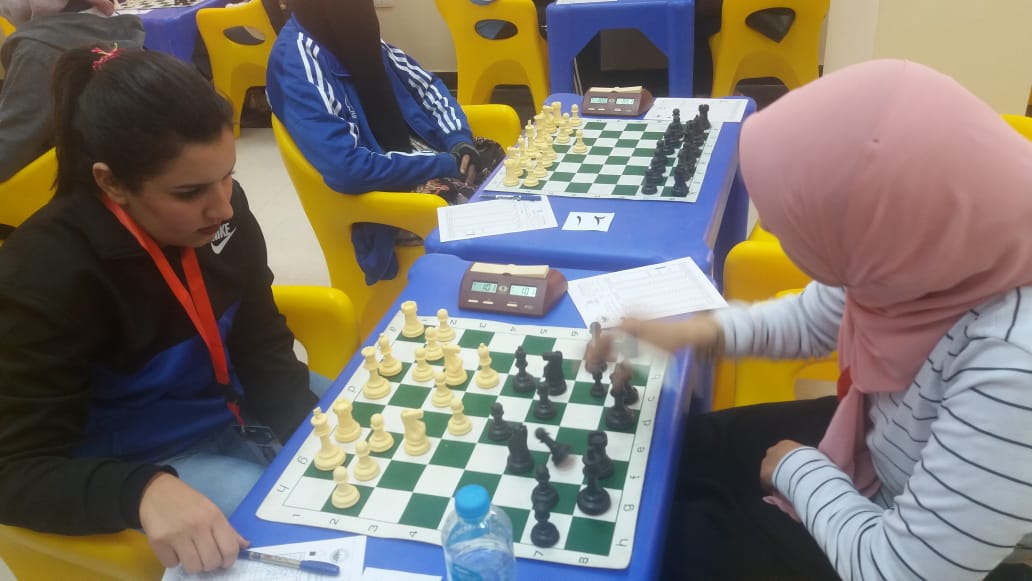 طالبات جامعة المنيا تنافس بـالشطرنج والطالبة المثالية فى أسبوع فتيات الجامعات (12)