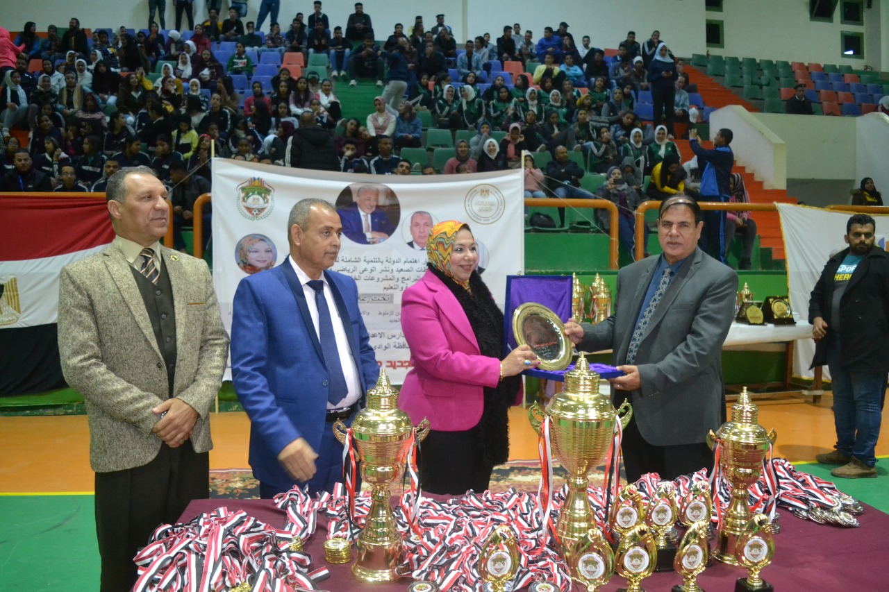ختام بطولة الجمهورية للمدارس الرياضية بالوادى الجديد (3)