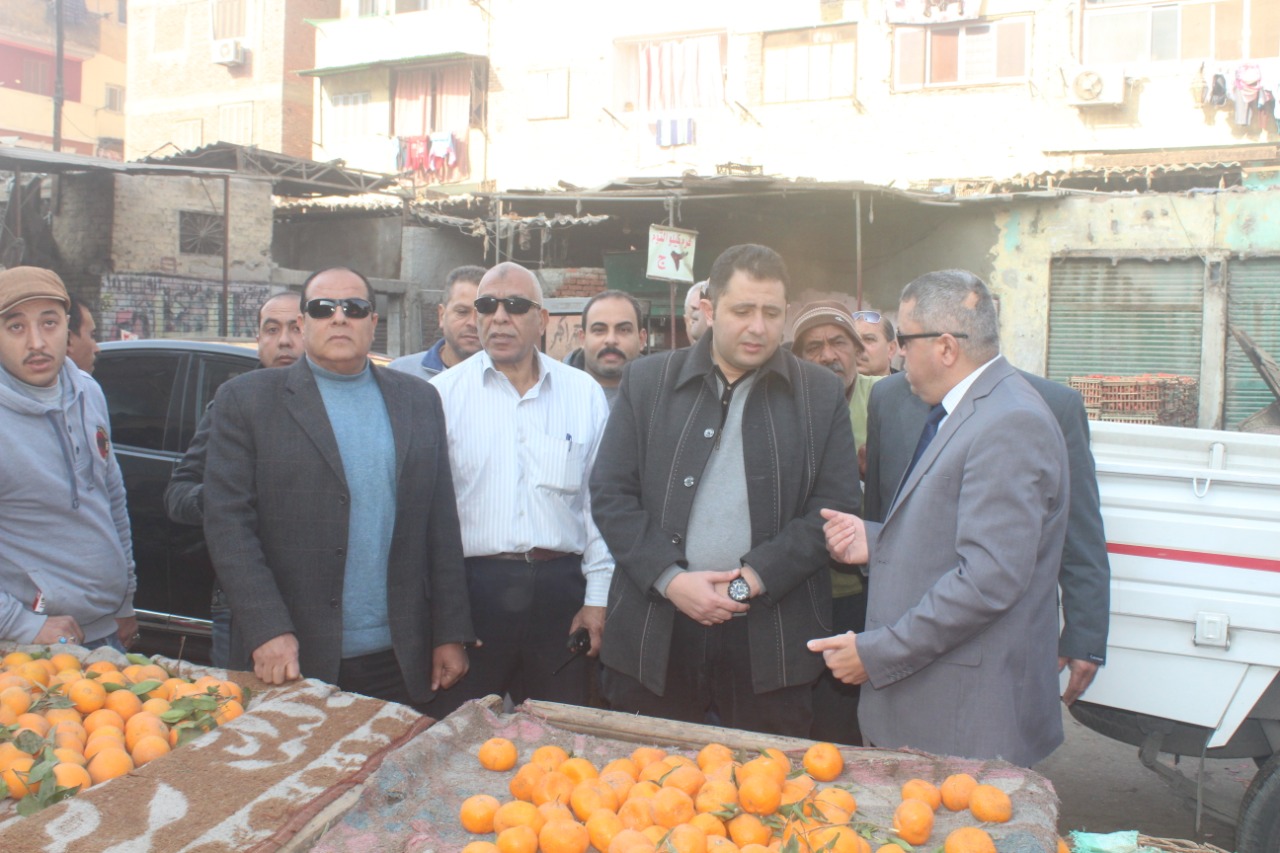 نائب محافظ القاهرة يتفقد مشروعات حدائق القبة  (1)