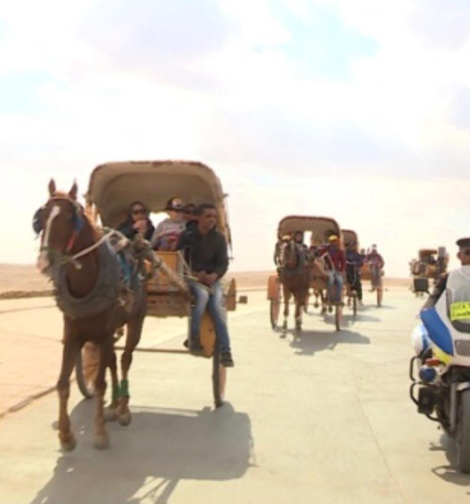 أبناء شهداء الشرطة في رحلة إلى الأهرامات (2)