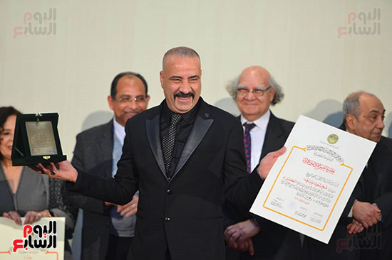 تكريم الفنان محمد سعد وتتويجه بجائزة أحسن ممثل