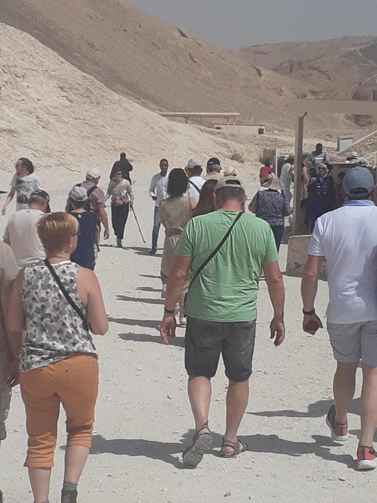 إنتعاشة سياحة كبرى فى زيارات مقابر ملوك الفراعنة ومعبد حتشبسوت  (18)