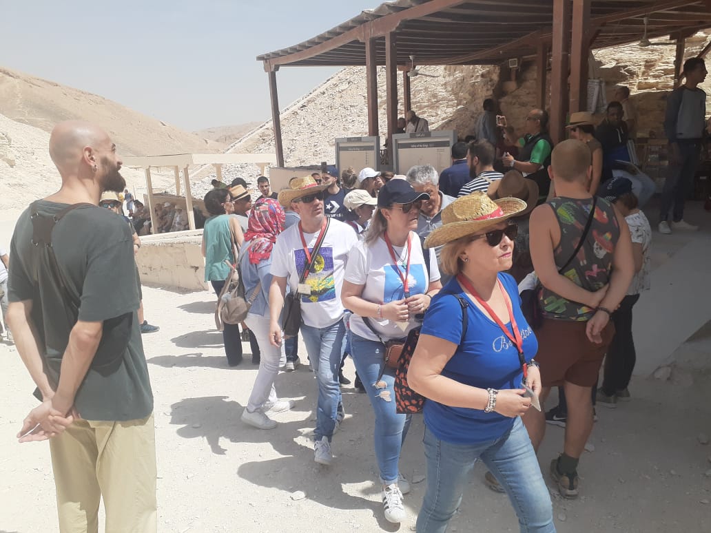 إنتعاشة سياحة كبرى فى زيارات مقابر ملوك الفراعنة ومعبد حتشبسوت  (12)